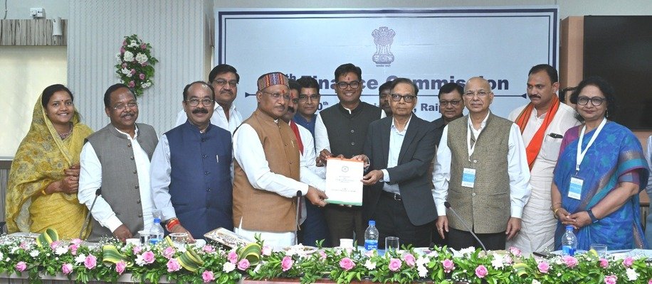 Chhattisgarh | मुख्यमंत्री विष्णु देव साय ने केन्द्रीय वित्त आयोग से मांगा छत्तीसगढ़ के लिए विशेष अनुदान