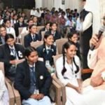 Chhattisgarh | हवाई यात्रा कर रायपुर पहुंचे बीजापुर के मेधावी विद्यार्थियों में आसमान छूने का हौसला