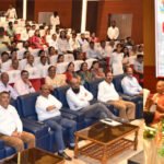 विश्वविद्यालय को गौरव दिलाने कड़ी मेहनत करें -राज्यपाल रमेन डेका