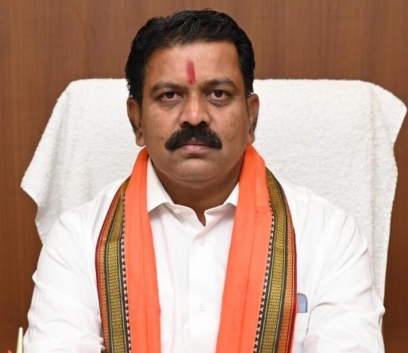 Chhattisgarh | डिप्टी सीएम विजय शर्मा कल पुलिस विभाग के बिलासपुर रेंज की लेंगे समीक्षा बैठक