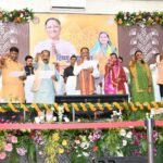 Chhattisgarh | मुख्यमंत्री विष्णु देव साय ने तीजा के अवसर पर दी बड़ी सौगात, 70 लाख महिलाओं को मिली महतारी वंदन योजना की 7वीं किस्त