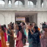 Krishna Janmashtami 2025 : कृष्ण जन्माष्टमी पर राजधानी के मंदिरों में धूम, इस्कॉन मंदिर में खास तैयारी… यहां भक्तों के लिए बना 1100 किलो मालपुआ