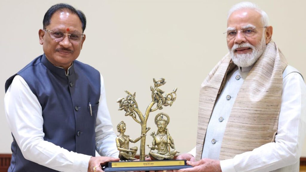 प्रधानमंत्री मोदी से मिले मुख्यमंत्री साय, छत्तीसगढ़ के विकास के साथ ‘बस्तर विजन’ पर की विस्तार से चर्चा, राज्य की इन तीन परियोजनाओं के लिए मांगा सहयोग
