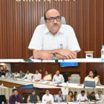 CG News : मुख्य सचिव ने ली अफसरों की बैठक, कहा – सीएम हेल्पलाइन में दर्ज शिकायतों का गंभीरता से करें निराकरण